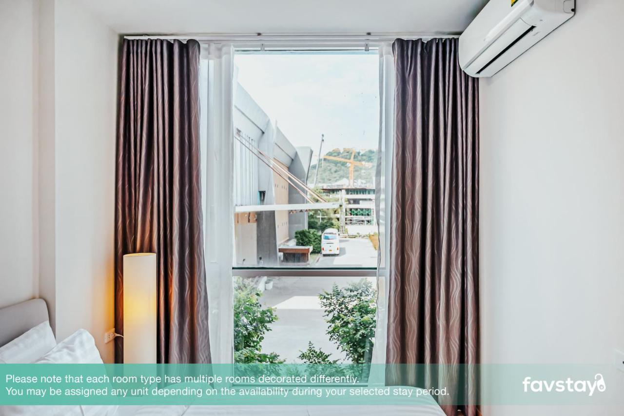 Favstay - The Base Downtown Phuket Exteriér fotografie