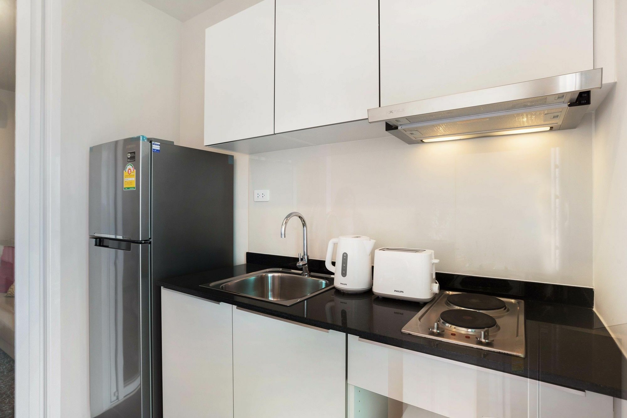 Favstay - The Base Downtown Phuket Exteriér fotografie
